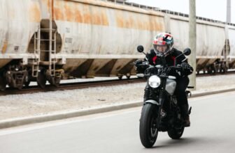 Royal Enfield’s Guerrilla 450 Is a Genuinely...