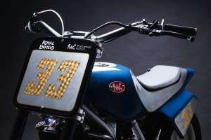 Royal Enfield Guerrilla 450 flat tracker by Frontwheel Motors