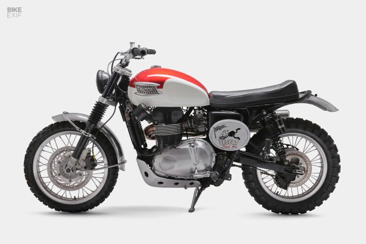 Triumph Scrambler desert sled by Frontwheel Motors