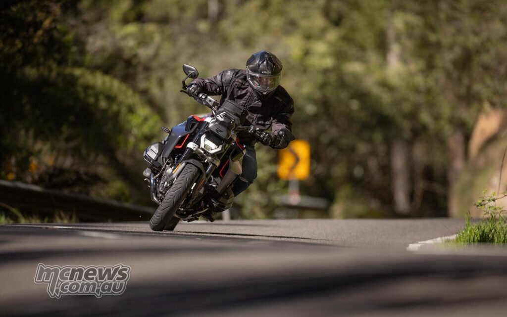 BMW R 1300 R / RS / RT Launch Review - Motorcycle Test