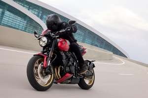 2026 Triumph Trident 800 middleweight naked roadster