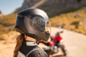 Cardo Beyond motorcycle helmet with integrated Bluetooth communications