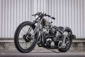 Board track-style custom Harley Shovelhead by Infinity Japan