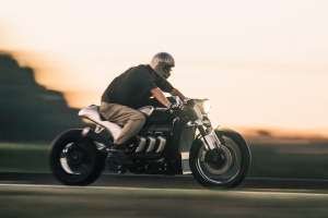 Custom Triumph Rocket 3 by CW Zon