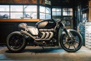 Custom Triumph Rocket 3 by CW Zon
