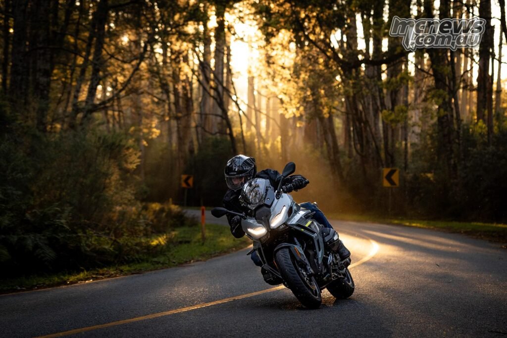 BMW R 1300 R / RS / RT Launch Review - Motorcycle Test