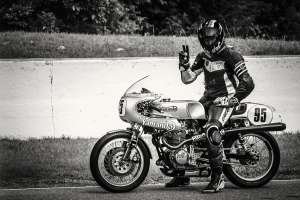 The Yamando: A vintage yamaha race bike with a Norton frame