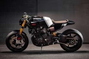 Custom Honda CBX750 by Ellaspede