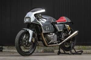 Royal Enfield Continental GT 650 café racer by Omega Racer