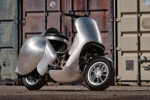 Turbocharged Vespa GT 200 with handmade bodywork