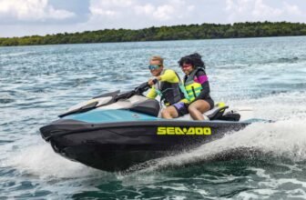 Is There A Place For Apple CarPlay In PWCs? Sea-Do...