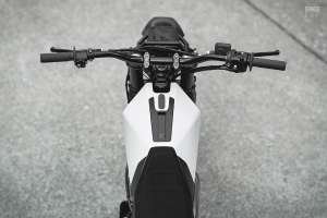 Vagabund V13: A Honda NX 650 with 3D printed parts