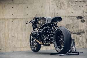Bavarian Fightfighter: A brutal custom BMW R nineT from Rough Crafts.