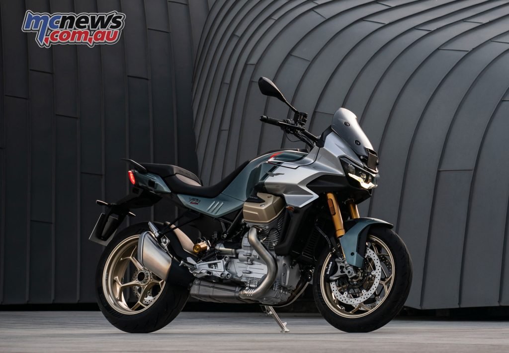 Moto Guzzi V100 Mandello S