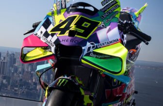 VR46 unveils US GP livery in New York as Di Gianna...