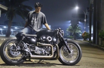 Harley-Davidson Sportster Cafe Racer (Solace Motor...