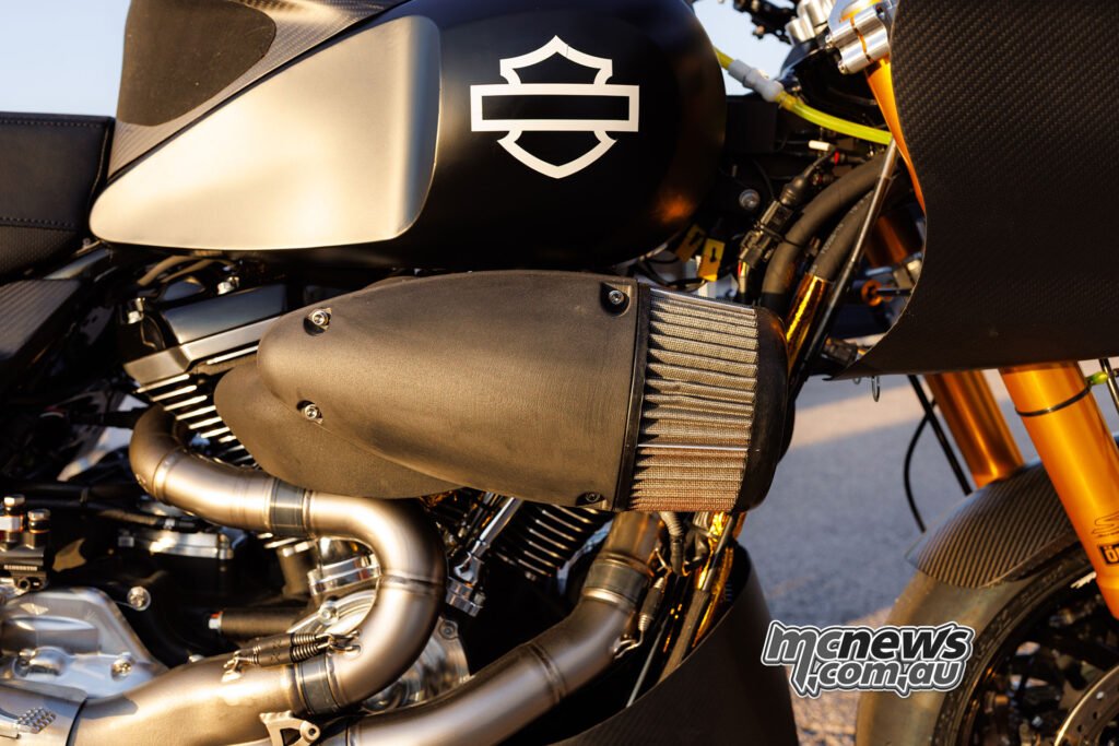 Power comes from Harley’s 2152 cc Screamin’ Eagle Milwaukee-Eight 131R V-twin in race trim.