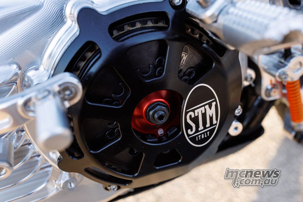 STM dry slipper racing clutch on a Harley-Davidson Bagger World Cup machine