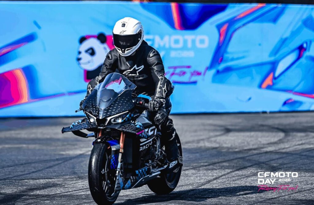 CFMOTO V4 SR-RR prototype being ridden on track during CFMOTO Day 2026 in Chengdu