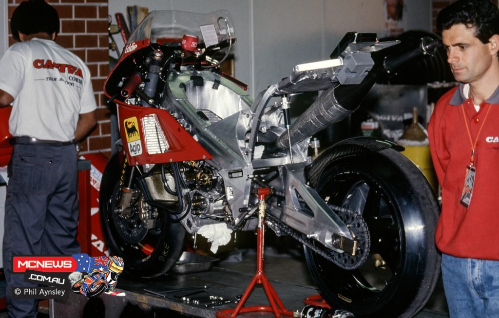 Eddie Lawson’s Cagiva C592 at the 1992 Australian Grand Prix at Eastern Creek.