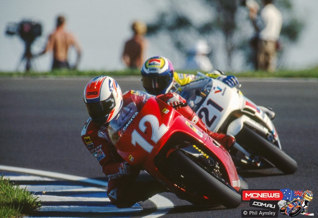 Alex Barros on a Cagiva C592 leads Peter Goddard on a ROC Yamaha 500 at Eastern Creek.