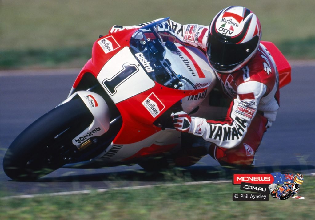 Wayne Rainey riding the Yamaha YZR500 at the 1992 Australian Grand Prix.